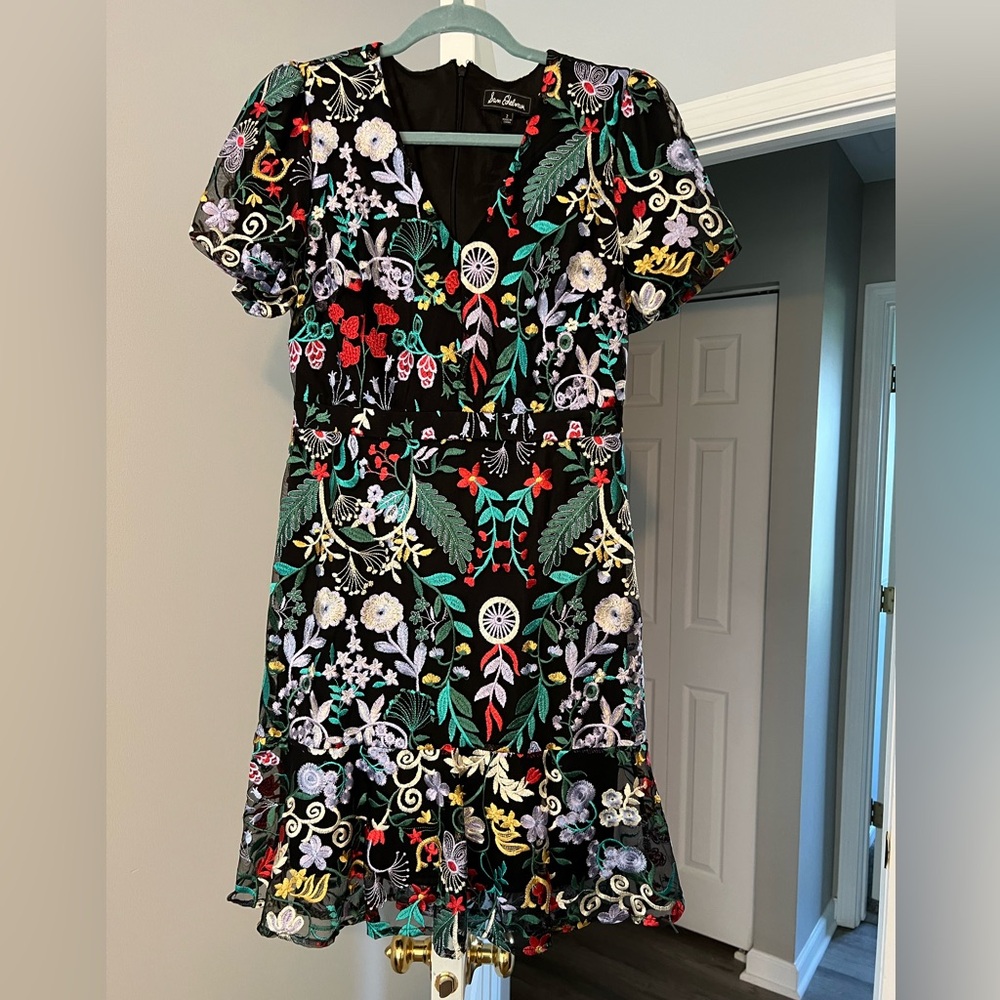 Sam Edelman embroidered dress size 2